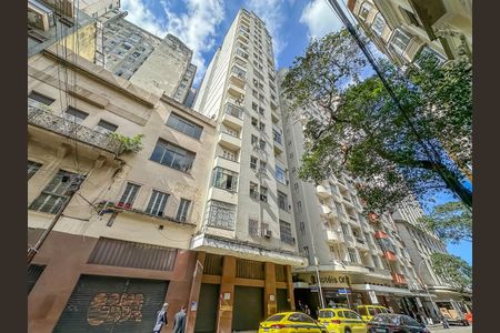 Apartamento para alugar com 56m², 2 quartos e sem vaga