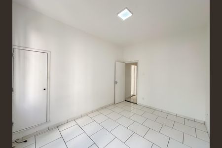 Apartamento para alugar com 56m², 2 quartos e sem vaga