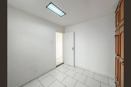 Apartamento para alugar com 56m², 2 quartos e sem vaga