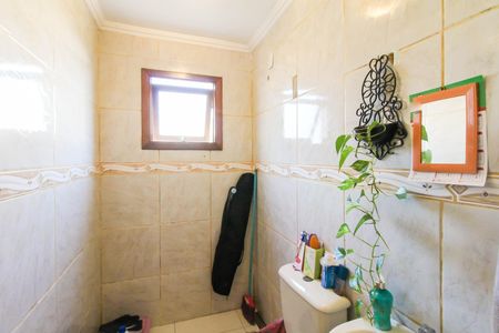 Banheiro 2 de casa de condomínio para alugar com 2 quartos, 100m² em Mato Grande, Canoas