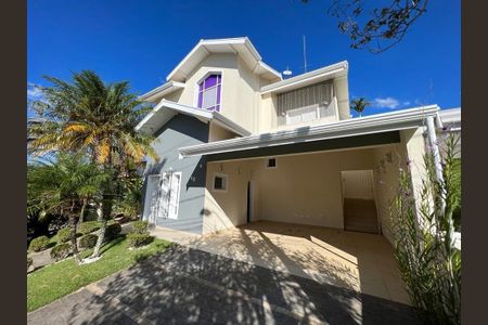 Casa à venda com 262m², 3 quartos e 4 vagas
