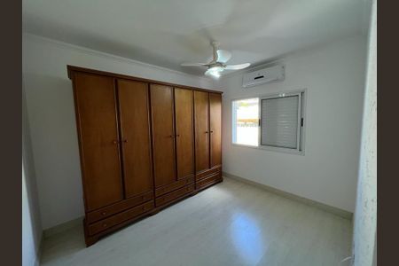 Casa à venda com 262m², 3 quartos e 4 vagas