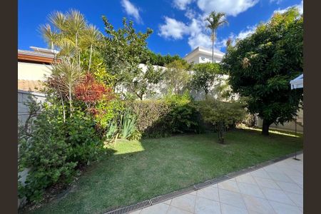 Casa à venda com 262m², 3 quartos e 4 vagas