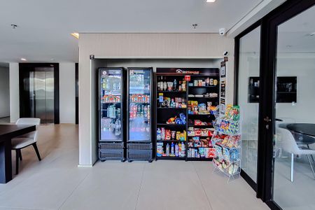 Área comum de kitnet/studio para alugar com 1 quarto, 28m² em Ipiranga, São Paulo