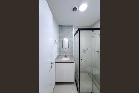 Banheiro de kitnet/studio para alugar com 1 quarto, 28m² em Ipiranga, São Paulo