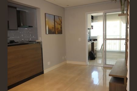Sala de apartamento para alugar com 3 quartos, 85m² em Vila Ema, São Paulo