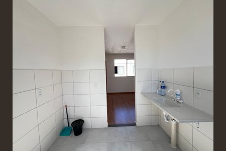 Cozinha de apartamento para alugar com 2 quartos, 45m² em Nacional, Contagem