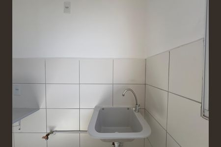Área de Serviço de apartamento para alugar com 2 quartos, 45m² em Nacional, Contagem