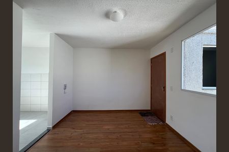 Sala de apartamento para alugar com 2 quartos, 45m² em Nacional, Contagem