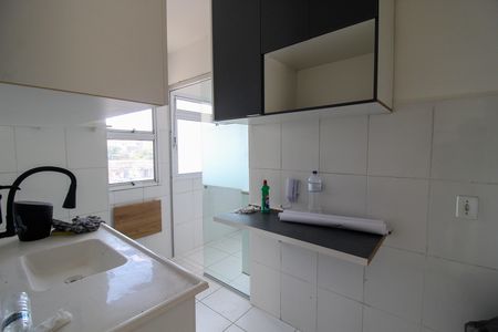 Cozinha de apartamento para alugar com 2 quartos, 50m² em Butantã, São Paulo