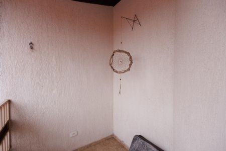 Casa de condomínio para alugar com 125m², 3 quartos e 2 vagas Casa de condomínio para alugar com 125m², 3 quartos e 2 vagasVaranda da Suíte