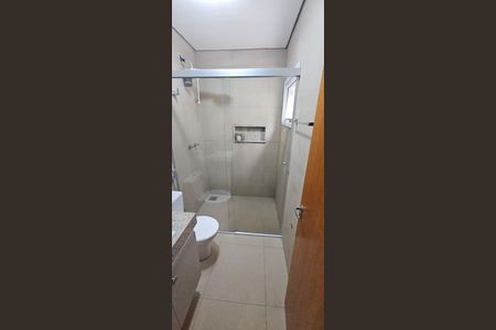 Banheiro de casa de condomínio à venda com 4 quartos, 332m² em Residencial Real Park Sumaré, Sumaré