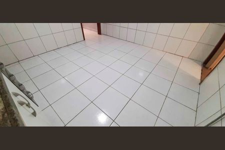 Casa para alugar com 40m², 1 quarto e 1 vaga