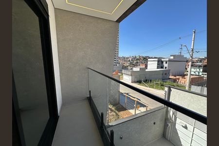 Varanda de casa à venda com 3 quartos, 138m² em Votupoca, Barueri
