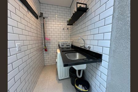 Área de Serviço de casa à venda com 3 quartos, 138m² em Votupoca, Barueri