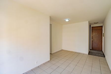 Sala de apartamento à venda com 3 quartos, 63m² em Parque Bristol, São Paulo