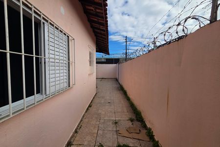 Casa para alugar com 2 quartos, 70m² em Nova Mirim, Praia Grande