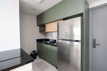 Cozinha de apartamento para alugar com 2 quartos, 68m² em Jaguaribe, Salvador