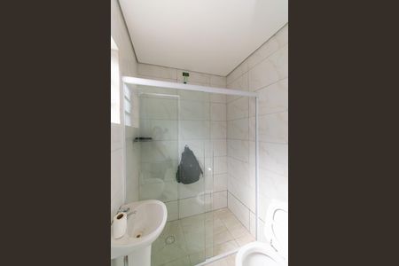 Banheiro da Suíte de casa para alugar com 2 quartos, 100m² em Jardim Tiete, São Paulo