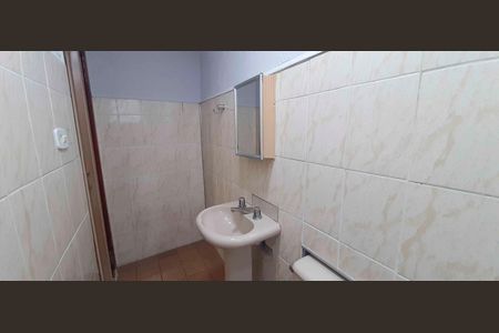Casa para alugar com 60m², 2 quartos e 1 vaga