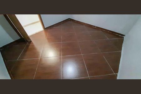 Casa para alugar com 60m², 2 quartos e 1 vaga