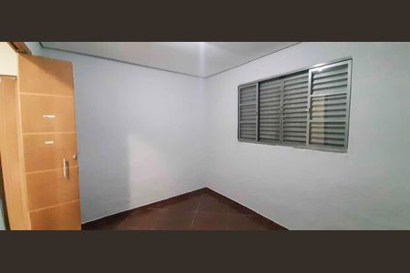 Casa para alugar com 60m², 2 quartos e 1 vaga
