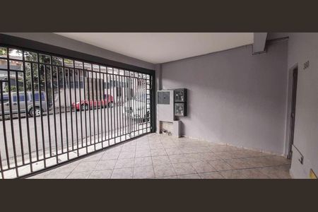 Casa para alugar com 60m², 2 quartos e 1 vaga