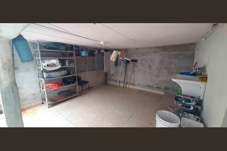 Área de Serviço de casa para alugar com 2 quartos, 60m² em Jardim das Flores, Osasco