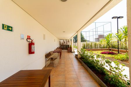 Apartamento à venda com 2 quartos, 49m² em Vila Mazzei, São Paulo
