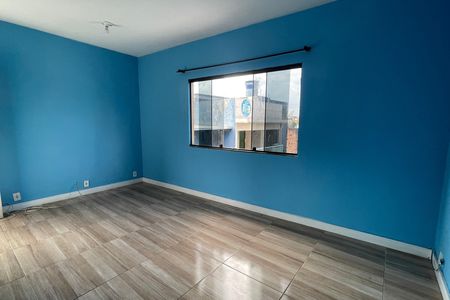 Sala de casa para alugar com 2 quartos, 80m² em Jardim Vinte E Cinco de Agosto, Duque de Caxias