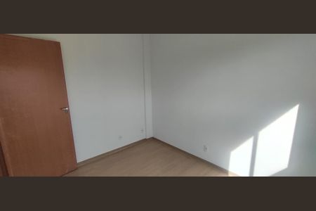 Quarto de apartamento para alugar com 2 quartos, 42m² em Taquara, Rio de Janeiro
