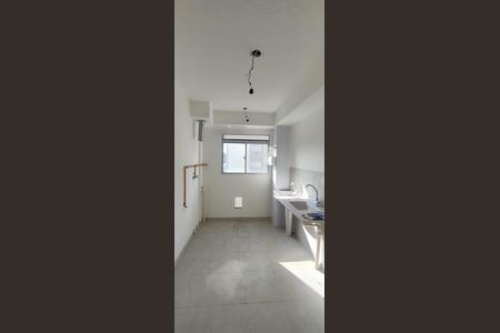 Cozinha de apartamento para alugar com 2 quartos, 42m² em Taquara, Rio de Janeiro