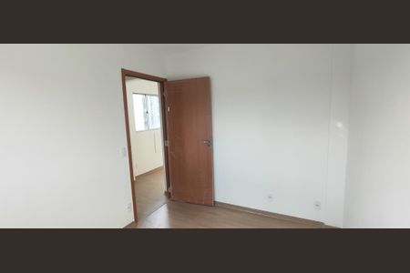 Quarto de apartamento para alugar com 2 quartos, 42m² em Taquara, Rio de Janeiro