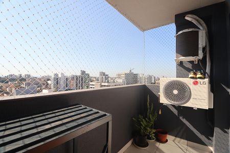 Sacada de apartamento à venda com 2 quartos, 54m² em Centro, Canoas