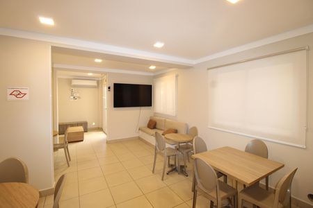 Área comum de apartamento para alugar com 2 quartos, 38m² em Vila Carmosina, São Paulo
