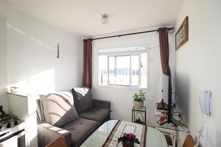 Sala de apartamento para alugar com 2 quartos, 38m² em Vila Carmosina, São Paulo