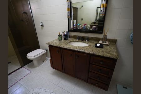 Casa para alugar com 350m², 3 quartos e 2 vagasBanheiro 2