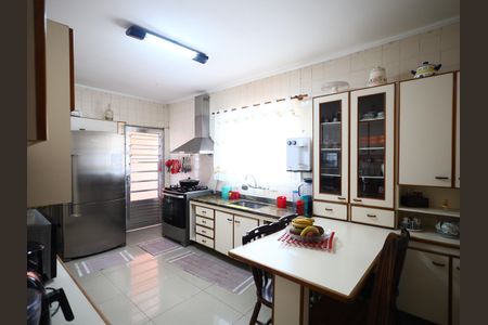 Casa para alugar com 350m², 3 quartos e 2 vagasCozinha