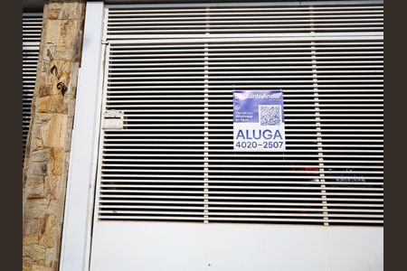 Casa para alugar com 350m², 3 quartos e 2 vagasFachada