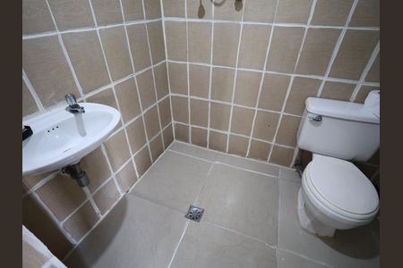 Casa para alugar com 350m², 3 quartos e 2 vagasBanheiro de serviço