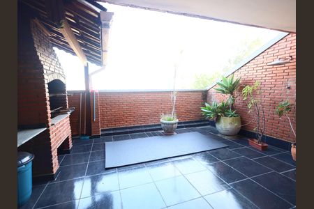Casa para alugar com 350m², 3 quartos e 2 vagasChurrasqueira