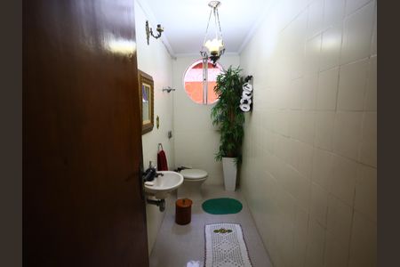 Casa para alugar com 350m², 3 quartos e 2 vagasLavabo