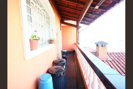 Casa para alugar com 350m², 3 quartos e 2 vagasCozinha