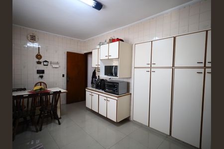 Casa para alugar com 350m², 3 quartos e 2 vagasCozinha