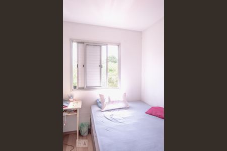 Quarto de apartamento à venda com 3 quartos, 74m² em Vila Carlos de Campos, São Paulo