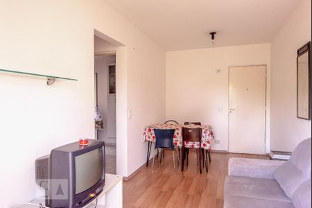 Sala de apartamento à venda com 3 quartos, 74m² em Vila Carlos de Campos, São Paulo