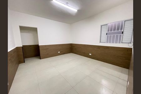 Quarto de casa para alugar com 1 quarto, 40m² em Jardim Guarau, São Paulo