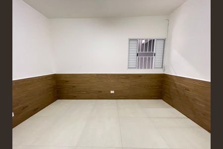 Quarto de casa para alugar com 1 quarto, 40m² em Jardim Guarau, São Paulo
