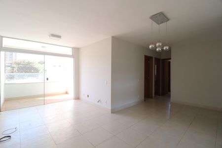 Sala de apartamento para alugar com 2 quartos, 74m² em Patrimônio, Uberlândia