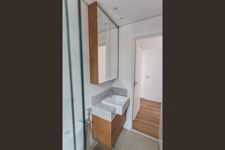 Apartamento para alugar com 63m², 2 quartos e 1 vaga Apartamento para alugar com 63m², 2 quartos e 1 vagaBanheiro da Suíte 2